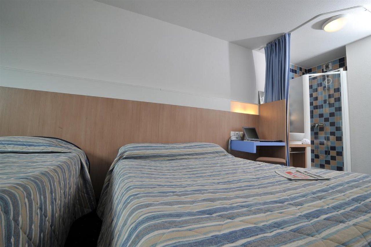The Originals Access, Hotel Millau Sud L'Hospitalet-du-Larzac Exterior photo